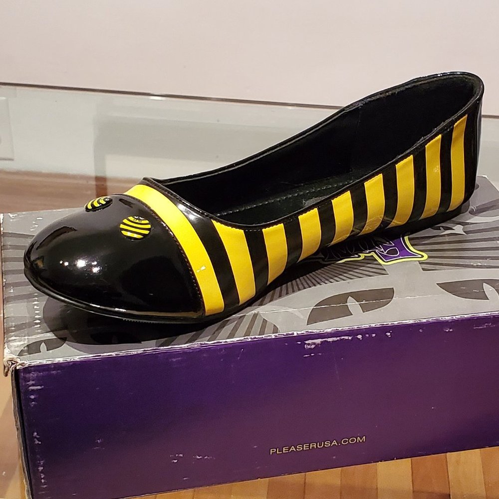 Black and Yellow bee themed flats